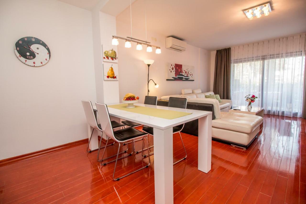 Apartments Mila 로비니 외부 사진